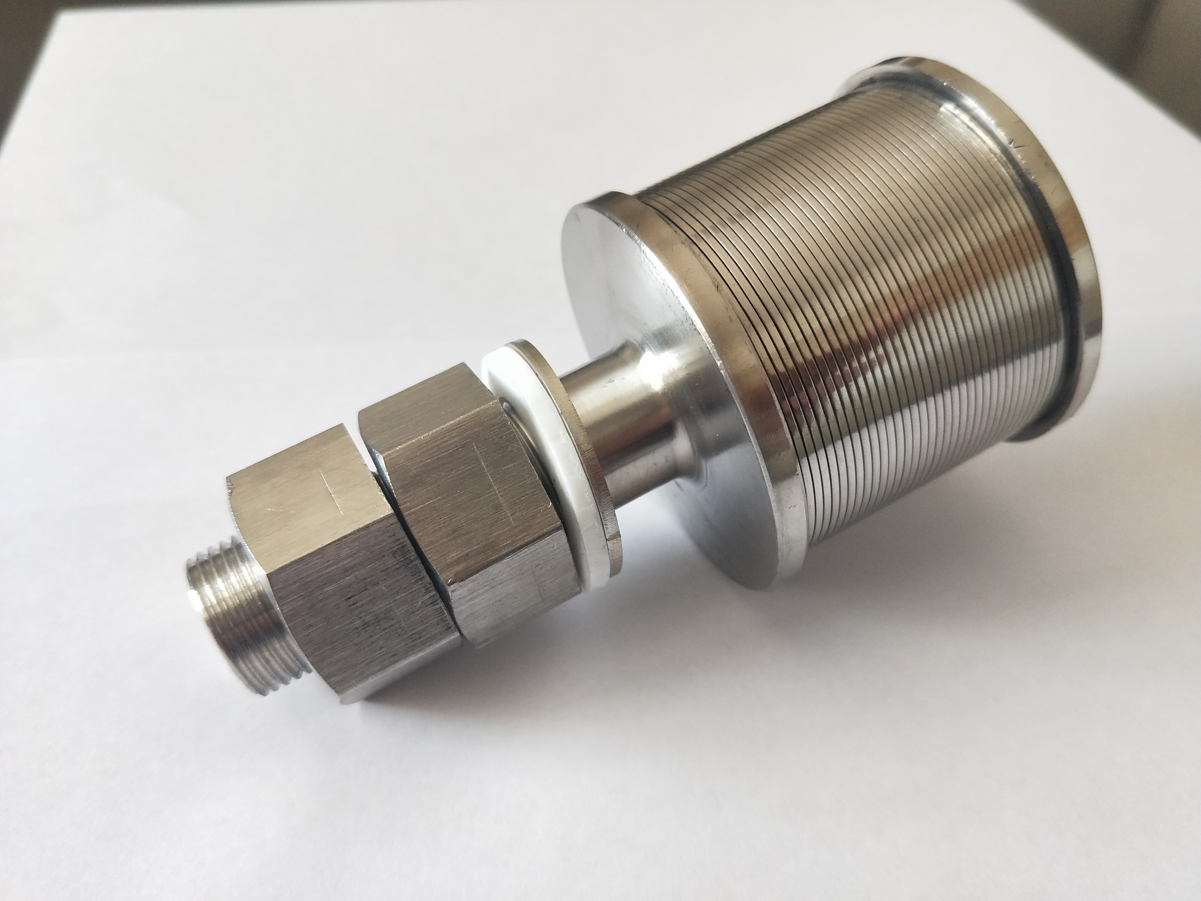 Filter water pipe for winding geothermal well